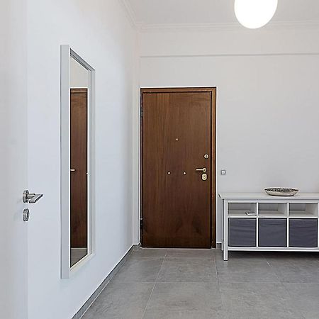אתונה Spacious Two Bedroom Apartment In Central Location מראה חיצוני תמונה
