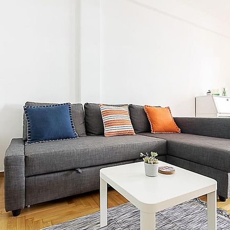 אתונה Spacious Two Bedroom Apartment In Central Location מראה חיצוני תמונה