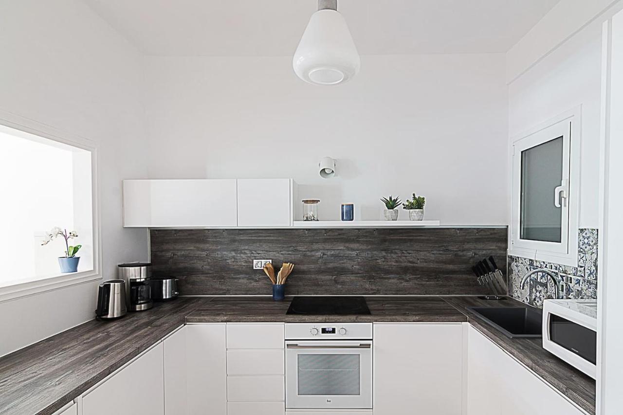 אתונה Spacious Two Bedroom Apartment In Central Location מראה חיצוני תמונה