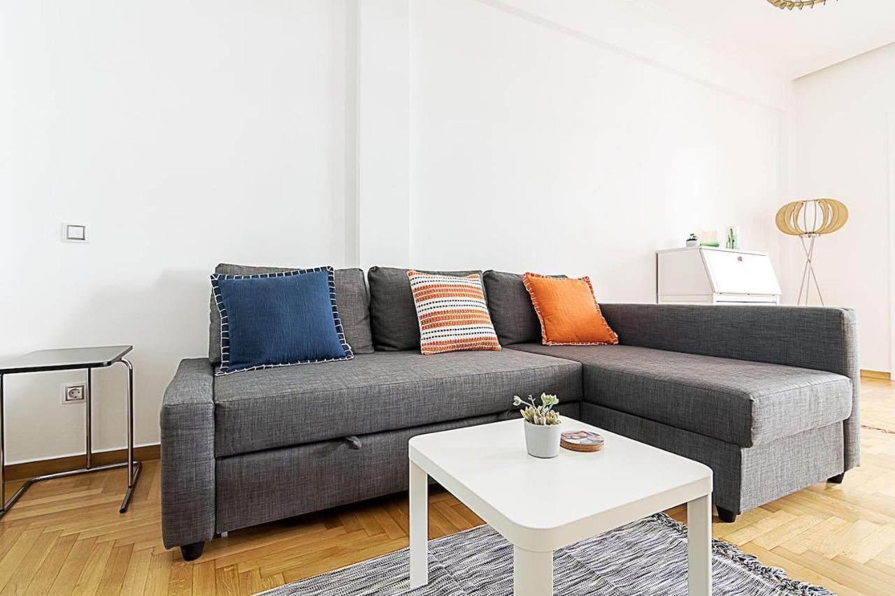 אתונה Spacious Two Bedroom Apartment In Central Location מראה חיצוני תמונה