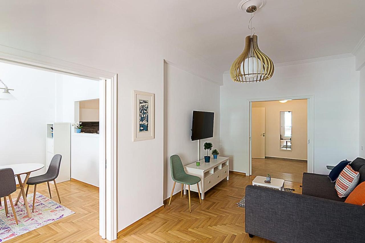 אתונה Spacious Two Bedroom Apartment In Central Location מראה חיצוני תמונה